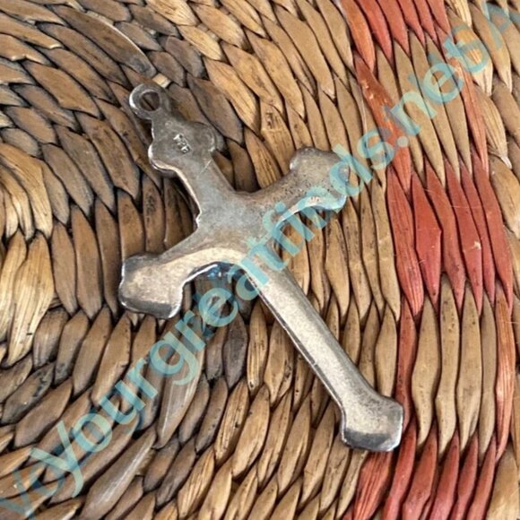 Time Worn Crucifix Pendant in Sterling Silver - Picture 2 of 4